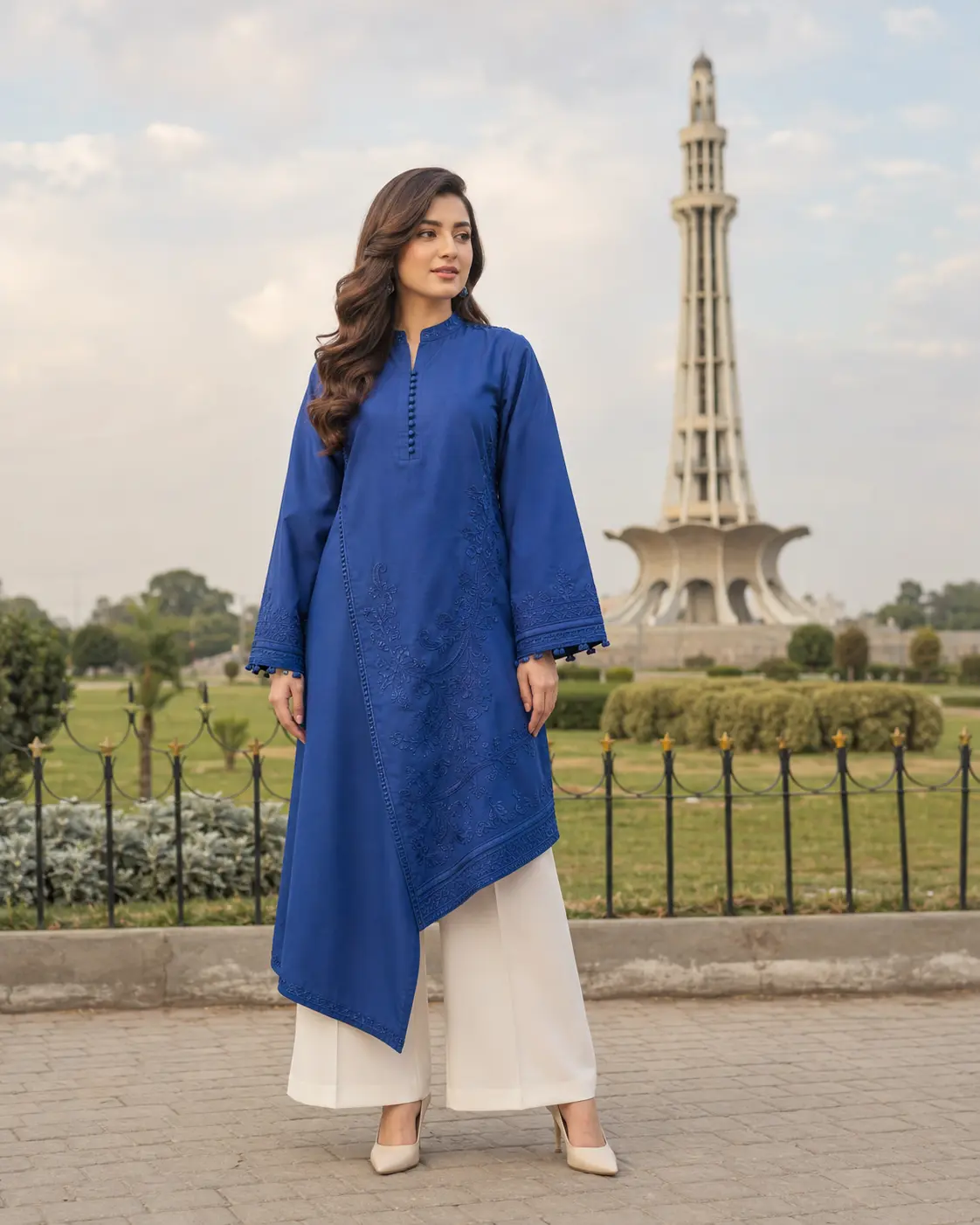 Model wearing Zara cobalt panelled kurta set