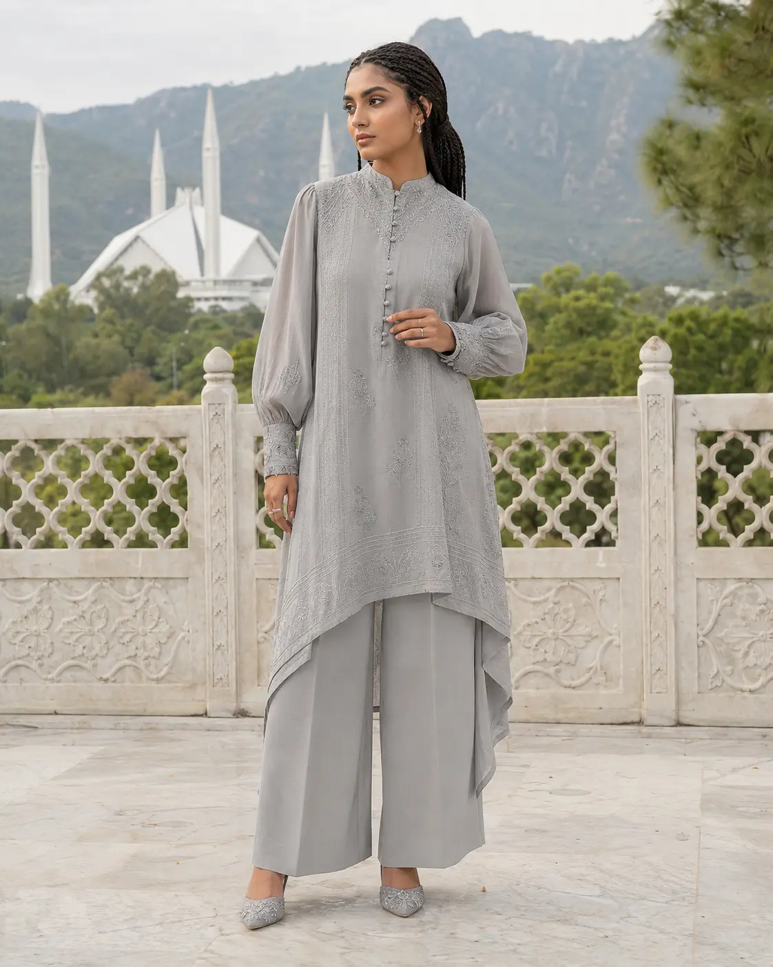 Model wearing Rida dove-grey set